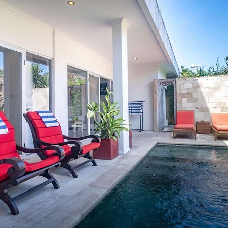 Aleesha Villas And Suites Sanur  Exterior photo