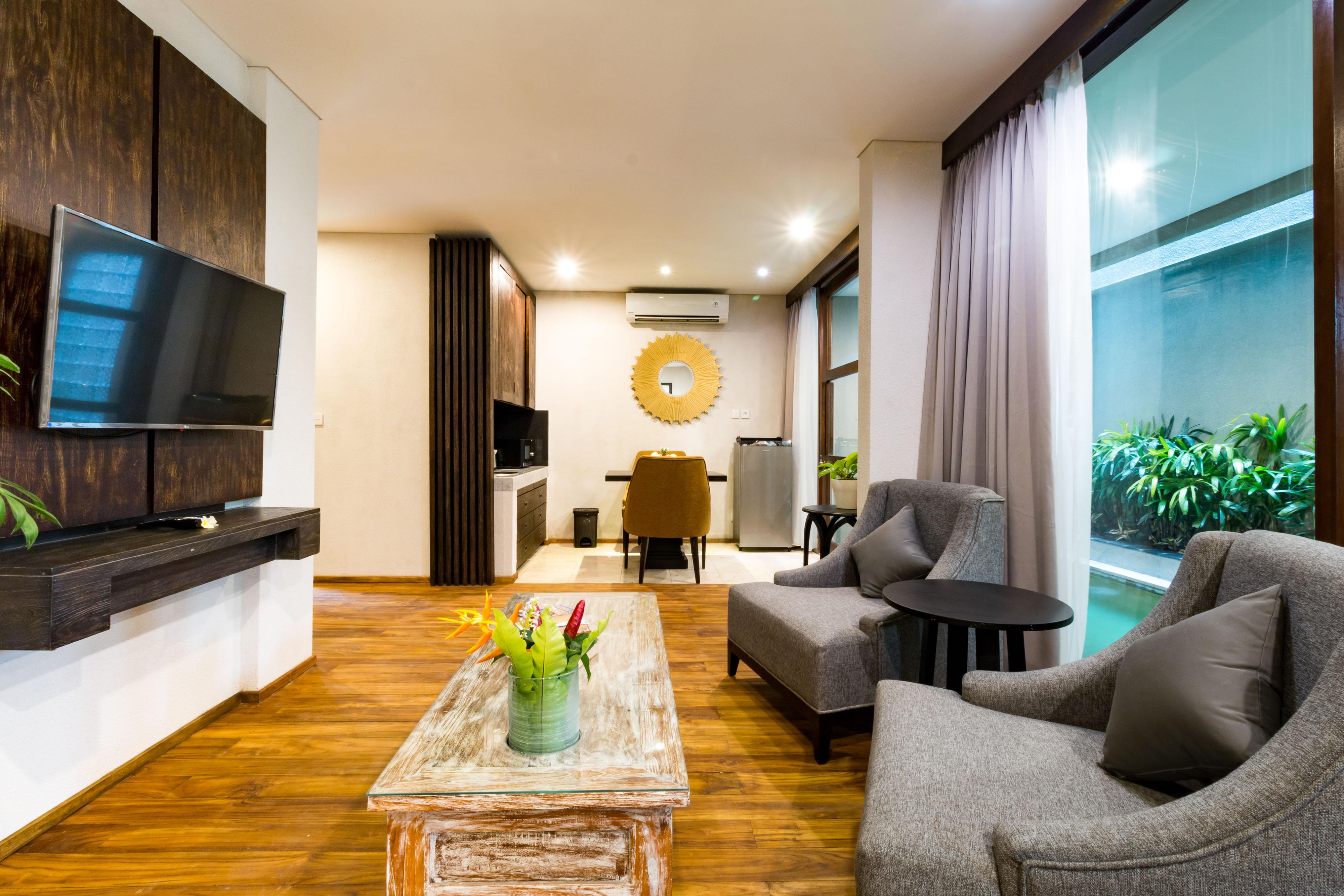 Aleesha Villas And Suites Sanur  Exterior photo