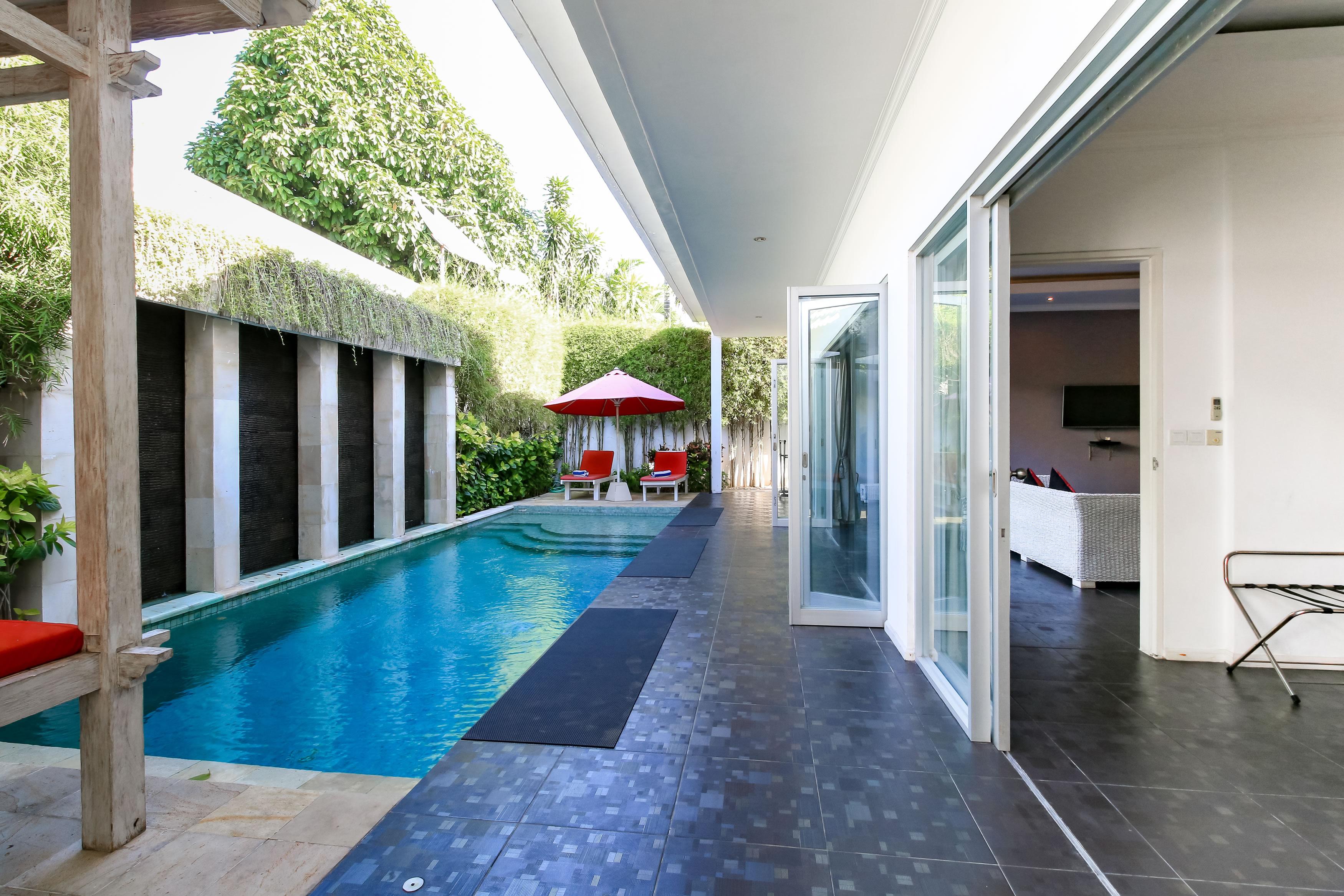 Aleesha Villas And Suites Sanur  Exterior photo