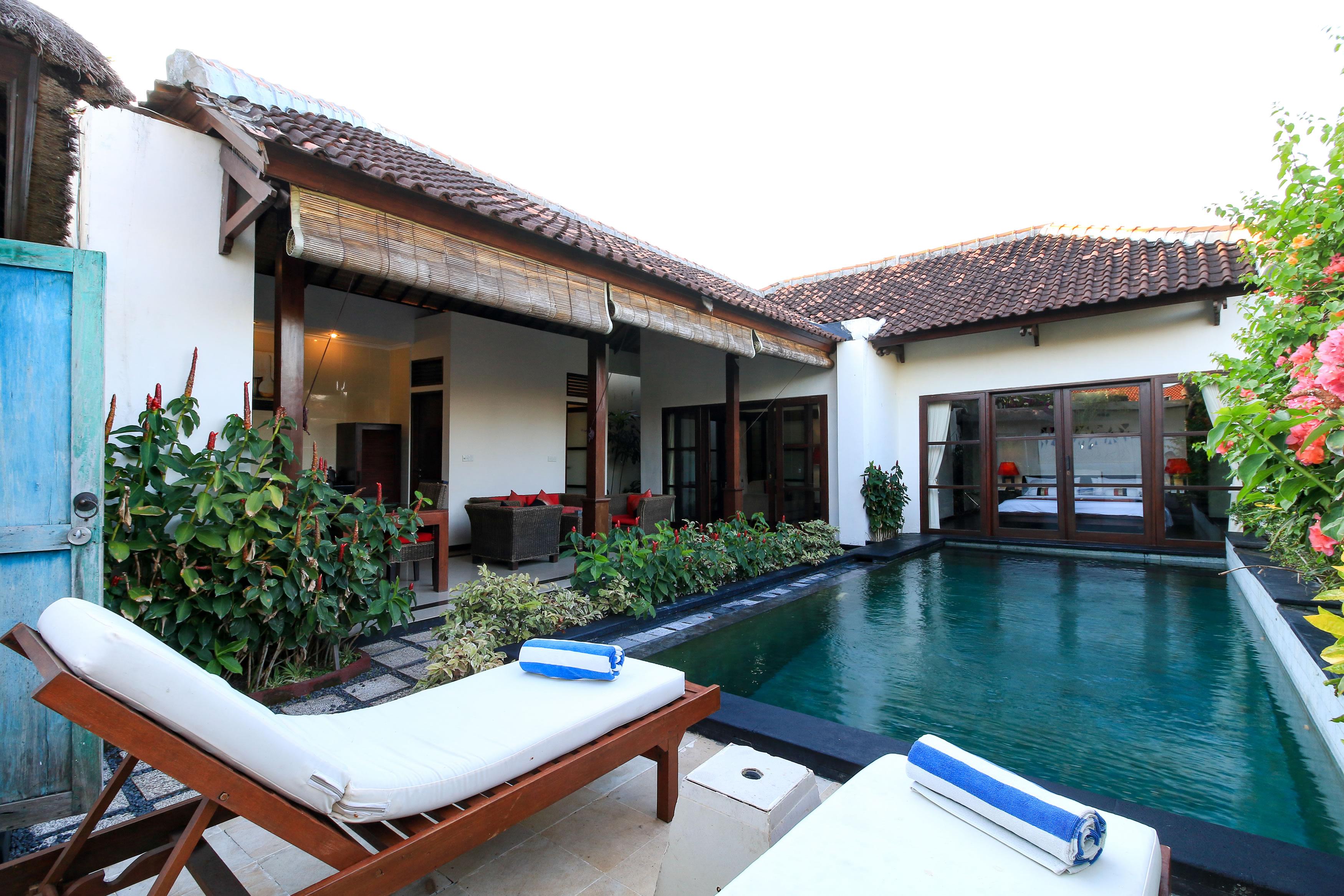 Aleesha Villas And Suites Sanur  Exterior photo