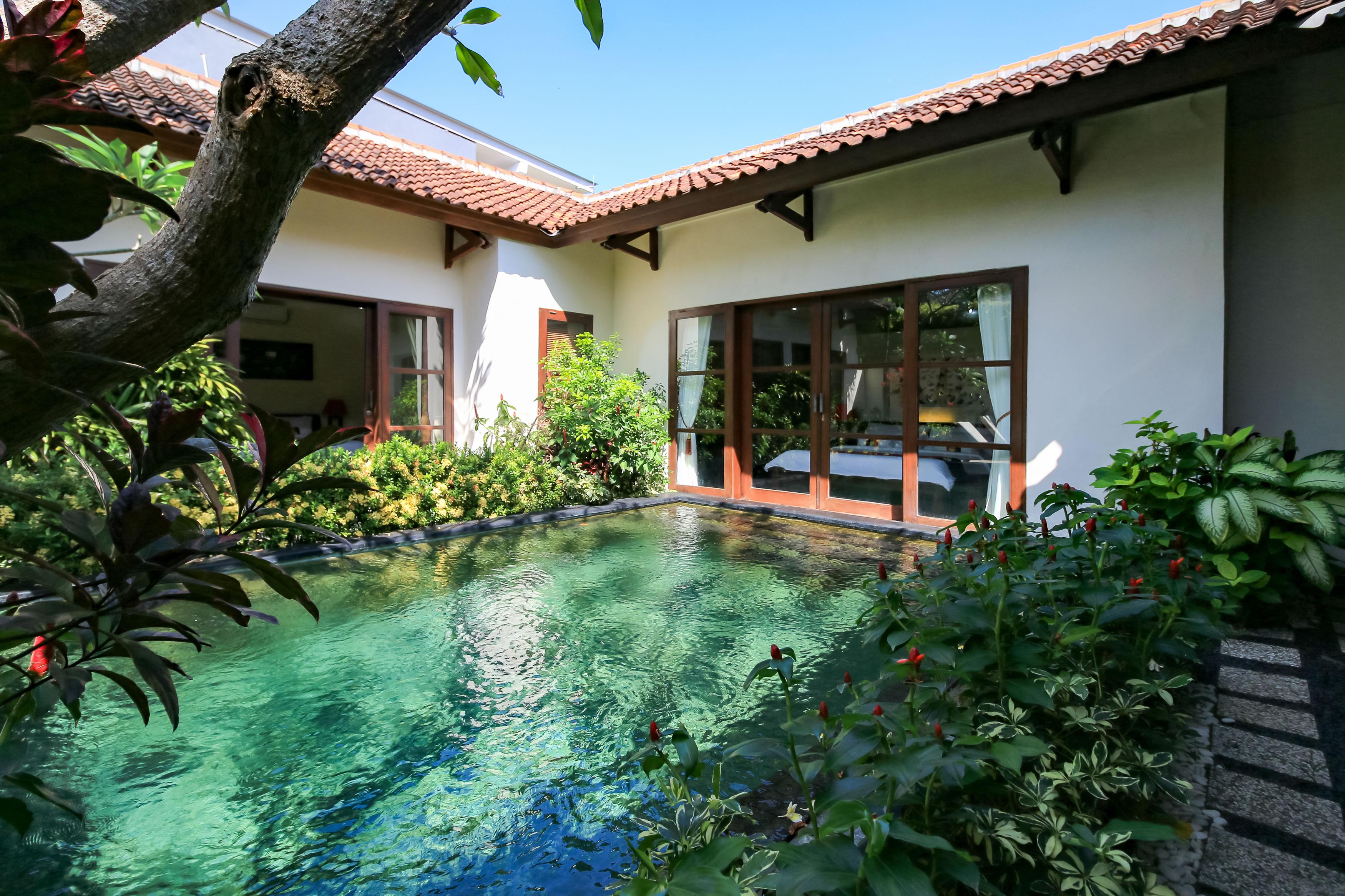 Aleesha Villas And Suites Sanur  Exterior photo