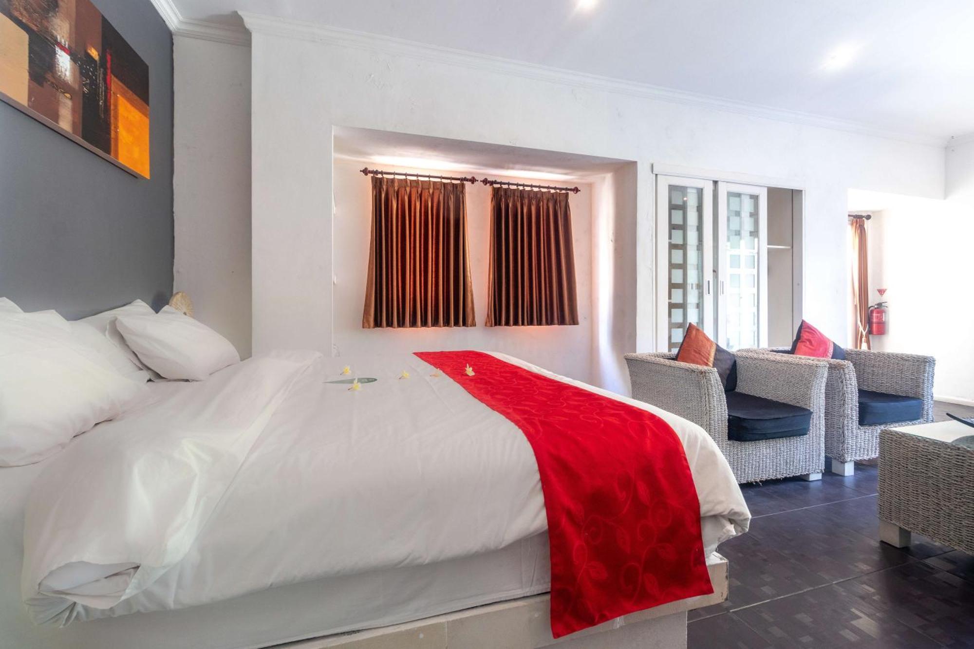 Aleesha Villas And Suites Sanur  Exterior photo