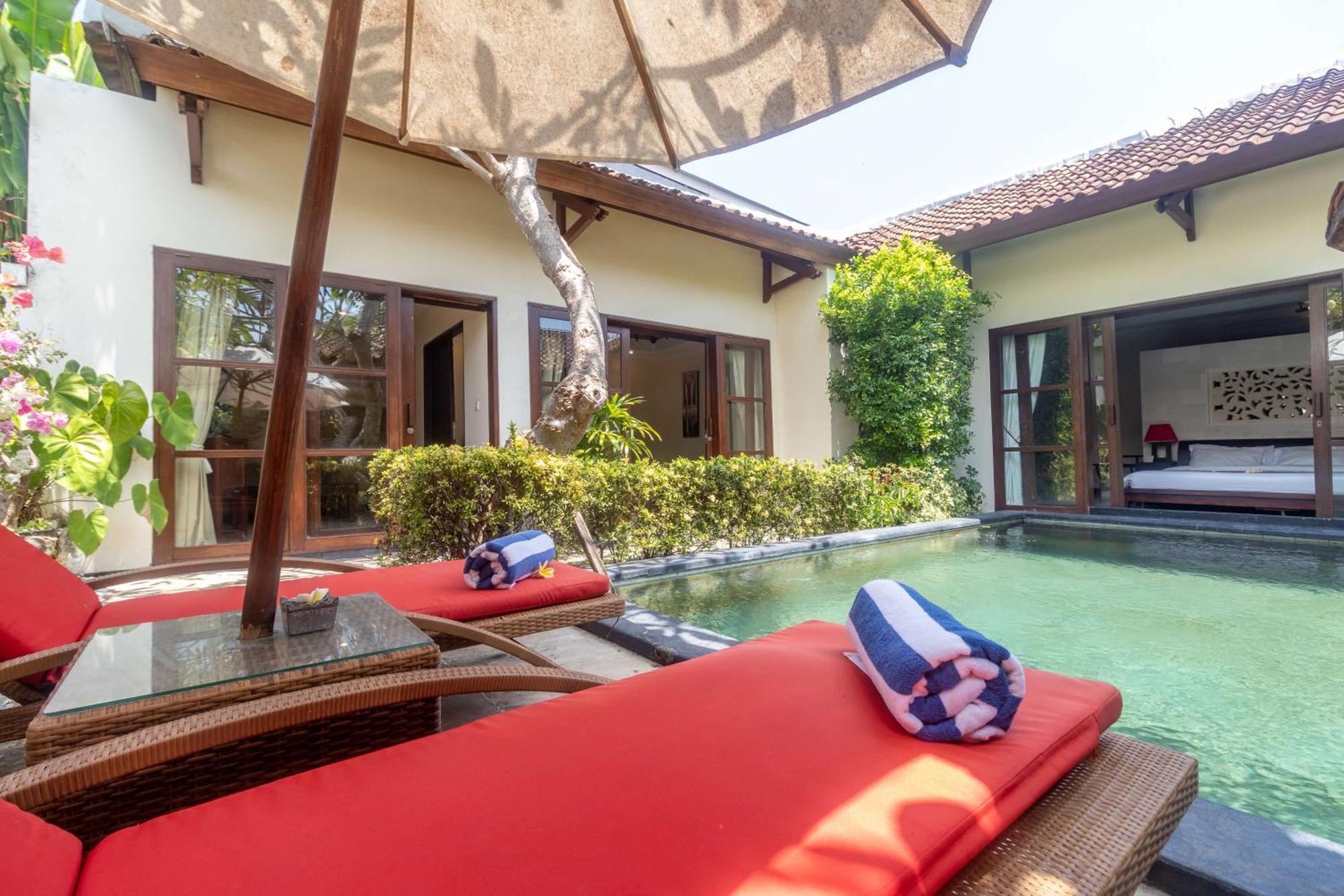 Aleesha Villas And Suites Sanur  Exterior photo