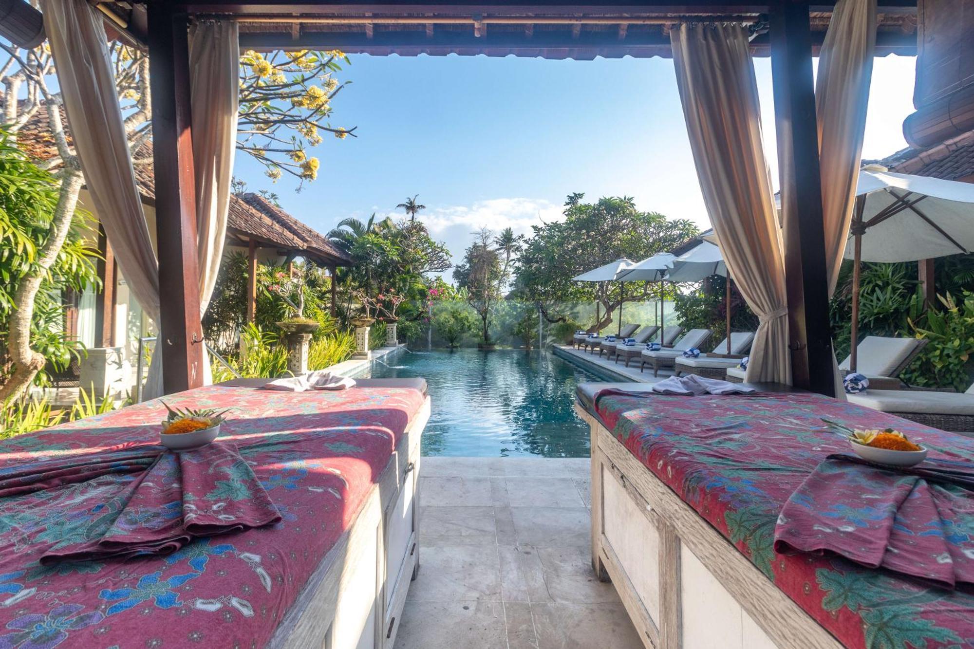Aleesha Villas And Suites Sanur  Exterior photo